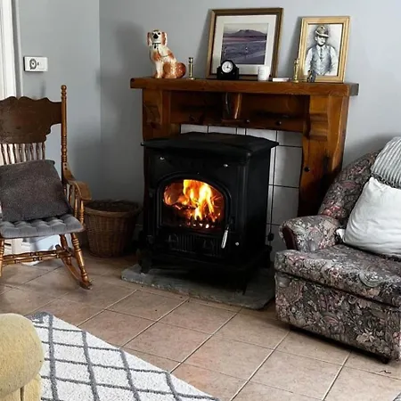 3br-sea View-fireplace-garden-free Parking