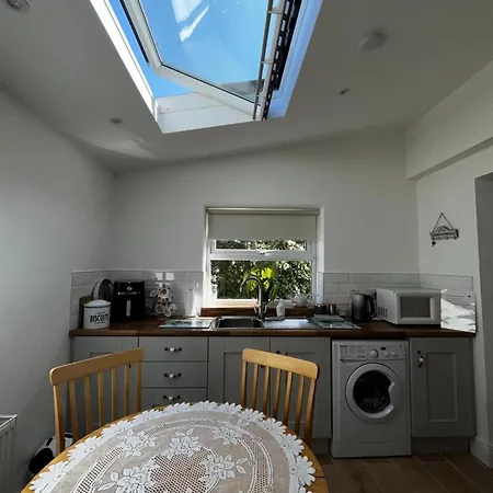 度假居 3br-sea View-fireplace-garden-free Parking 法尔卡拉