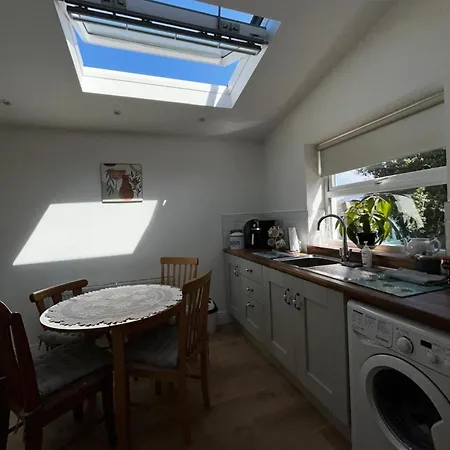 3br-sea View-fireplace-garden-free Parking