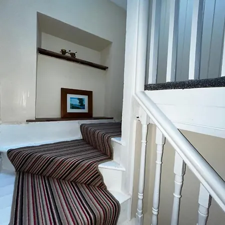 3br-sea View-fireplace-garden-free Parking * Falcarragh