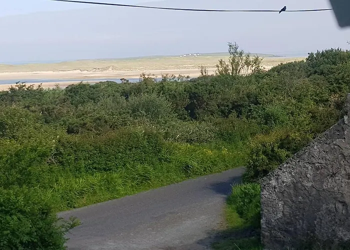 3br-sea View-fireplace-garden-free Parking 펜션 팔카라