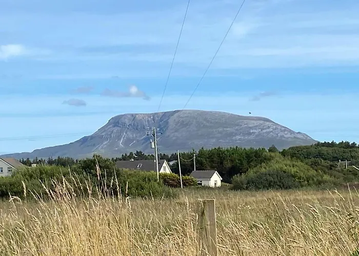 3br-sea View-fireplace-garden-free Parking 펜션 *