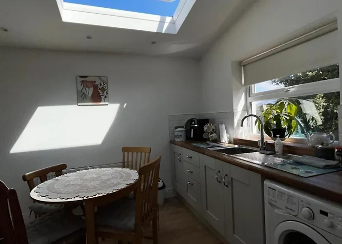 3br-sea View-fireplace-garden-free Parking