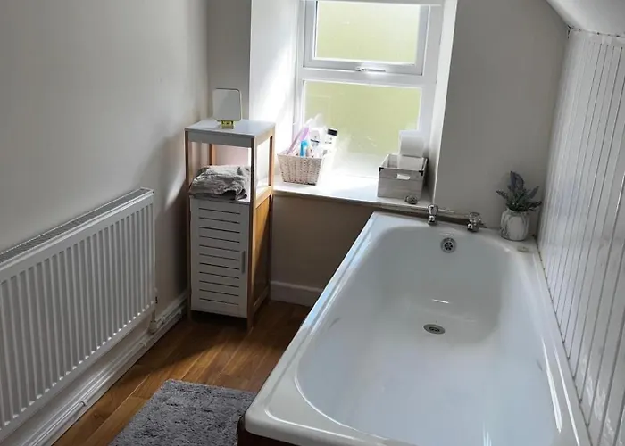 3br-sea View-fireplace-garden-free Parking